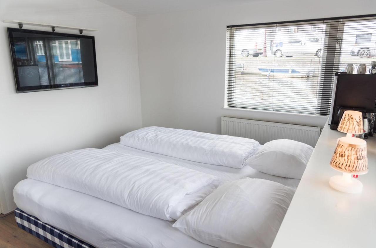 Bed and Breakfast Houseboat Next To Amstel Ámsterdam Exterior foto